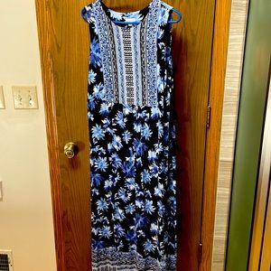 J Jill sleeveless jumper.